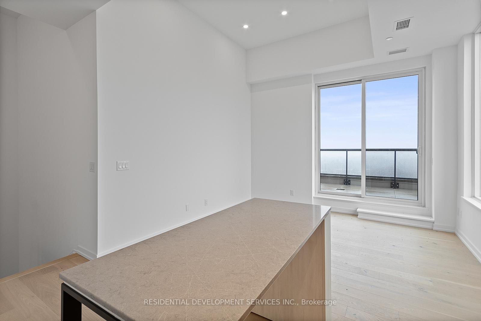 3 Bedrooms Condo at 3100 Keele,  Toronto For sale