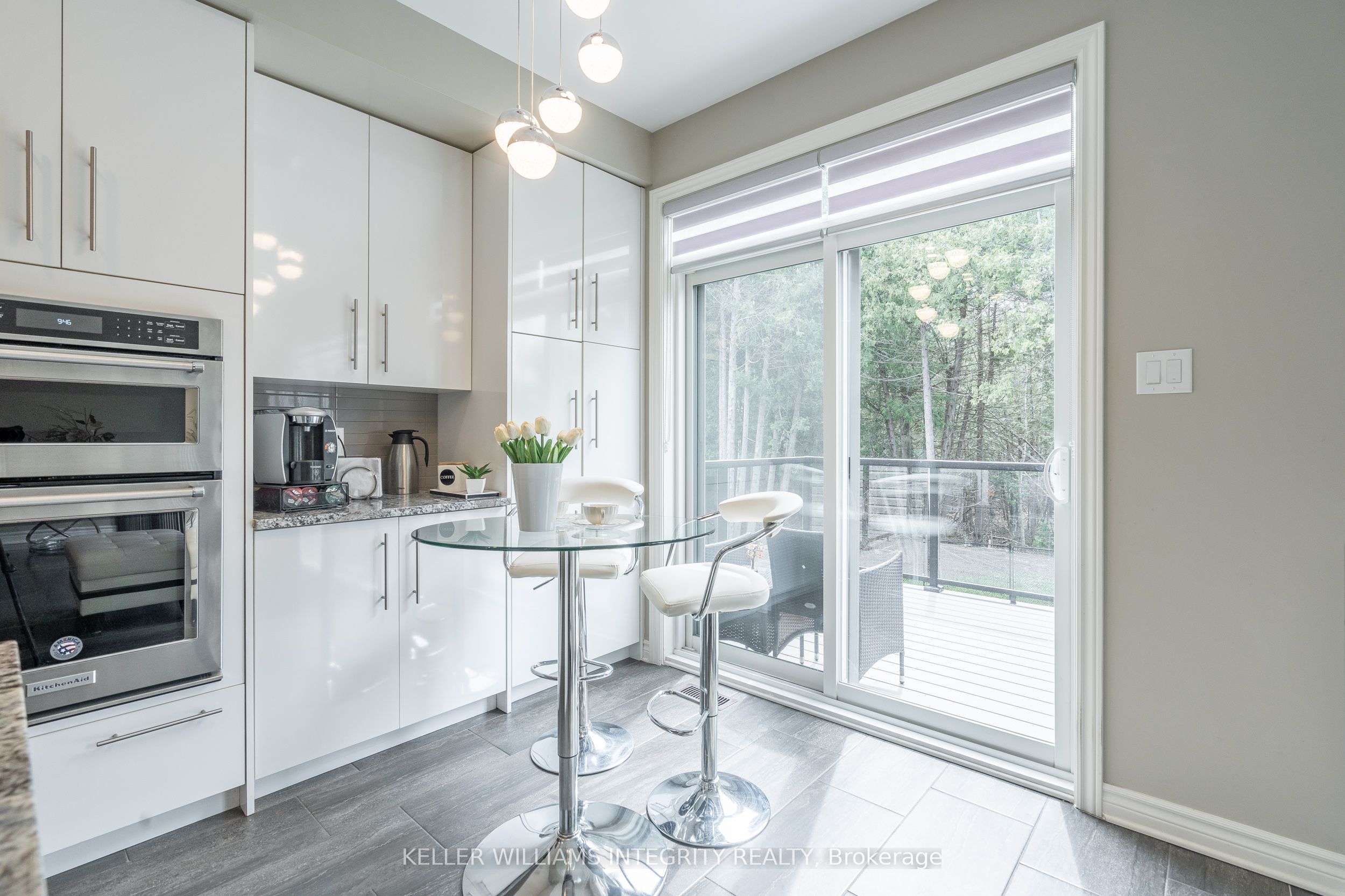1126 Beckett Crescent