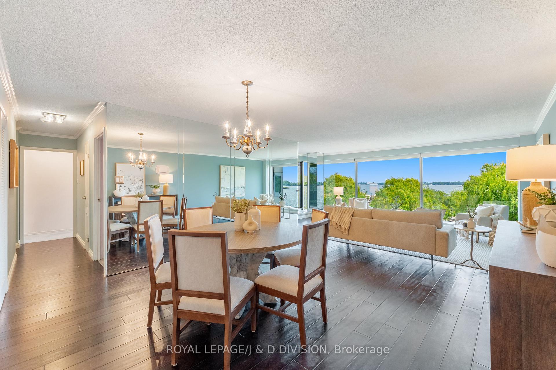 2 Bedrooms Condo at 401 Queens, Toronto For sale