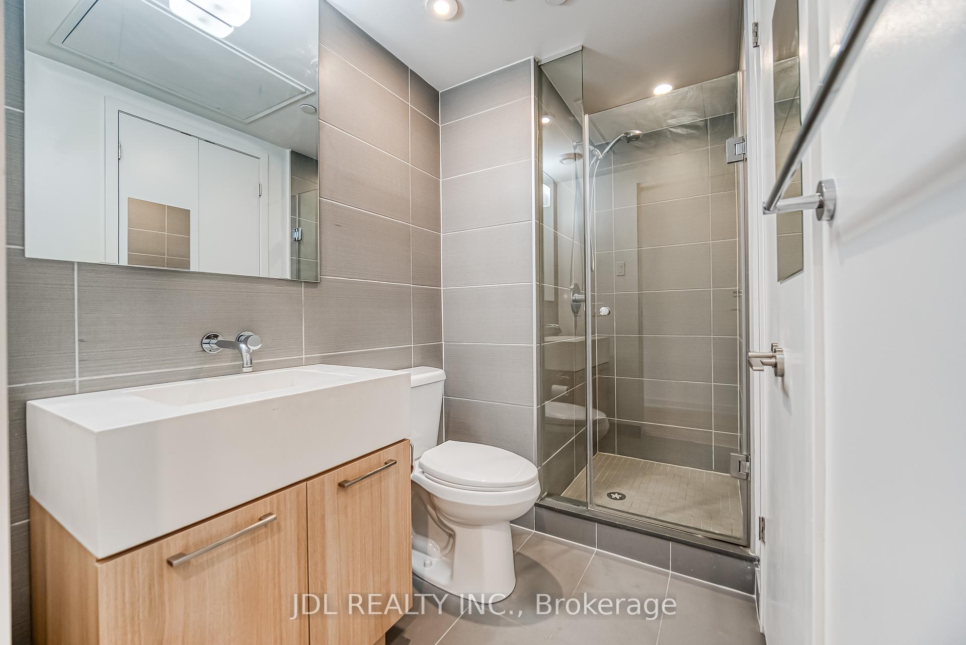 1 Bedroom Condo at 461 Adelaide, Toronto For sale