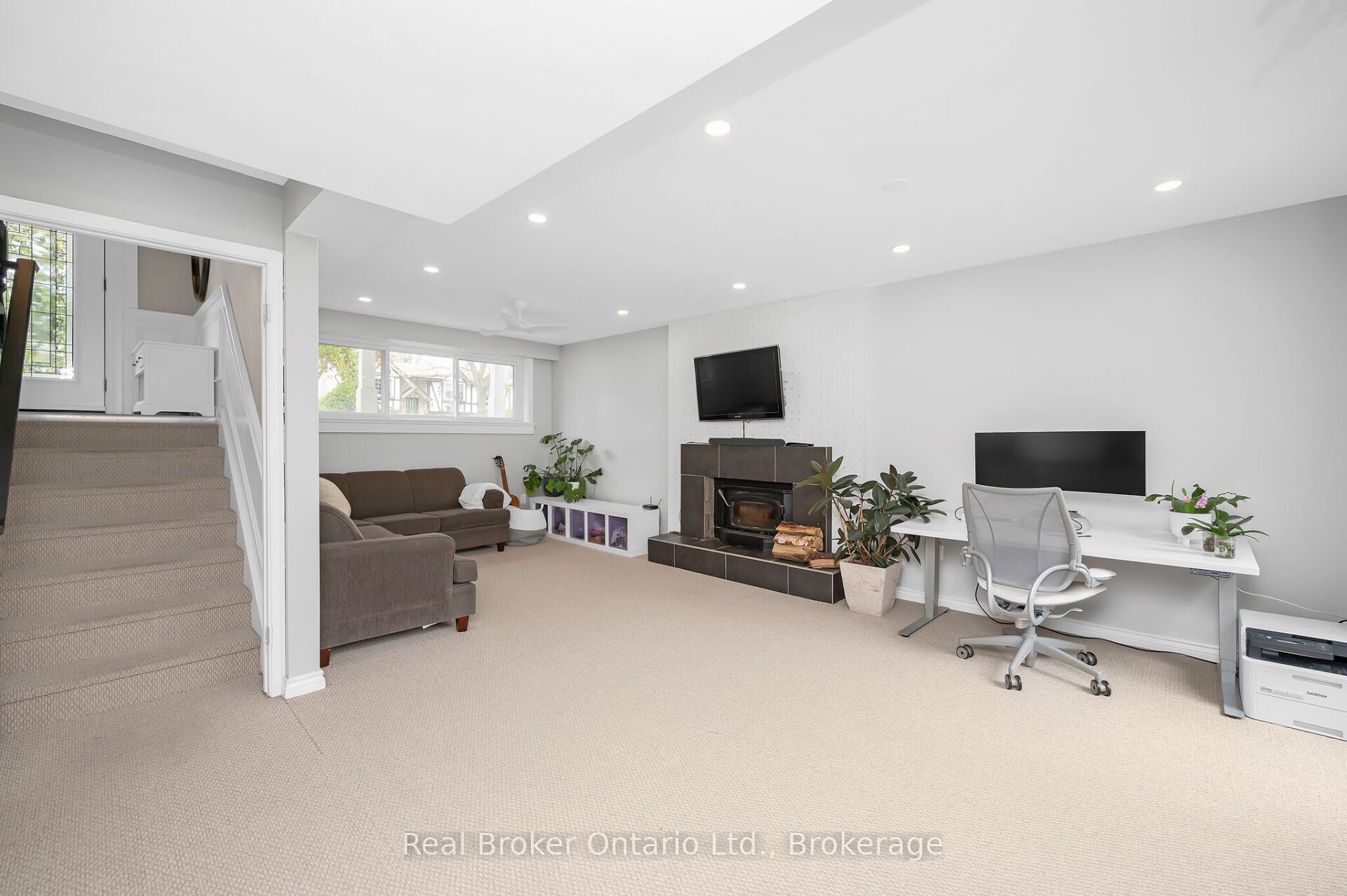 615 Sheraton Road
