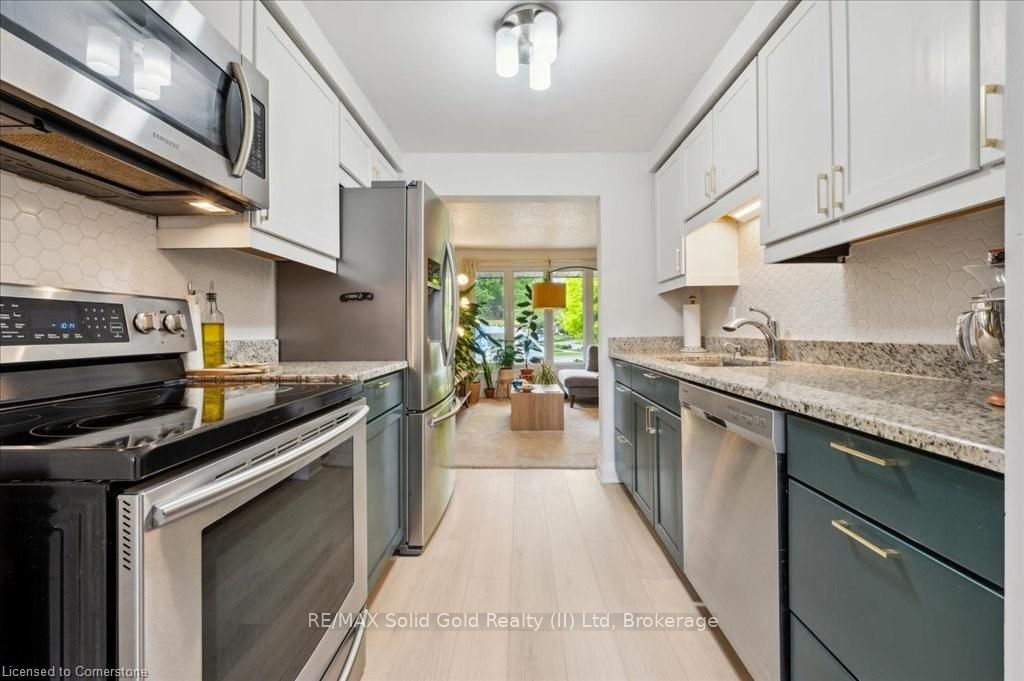 104 Kingswood Drive, #17
