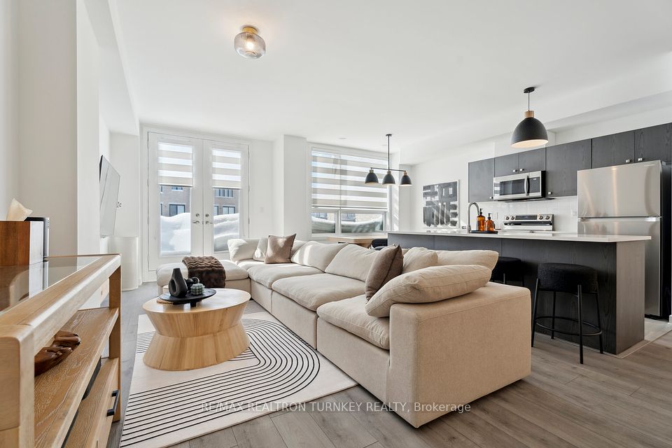28 Spry Lane, Barrie, ON L9J 0N6