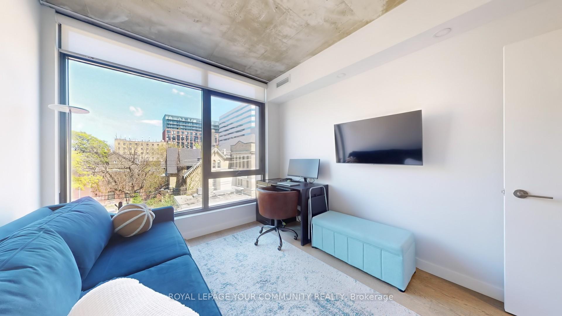 2 Bedrooms Condo at 111 Bathurst, Toronto For sale