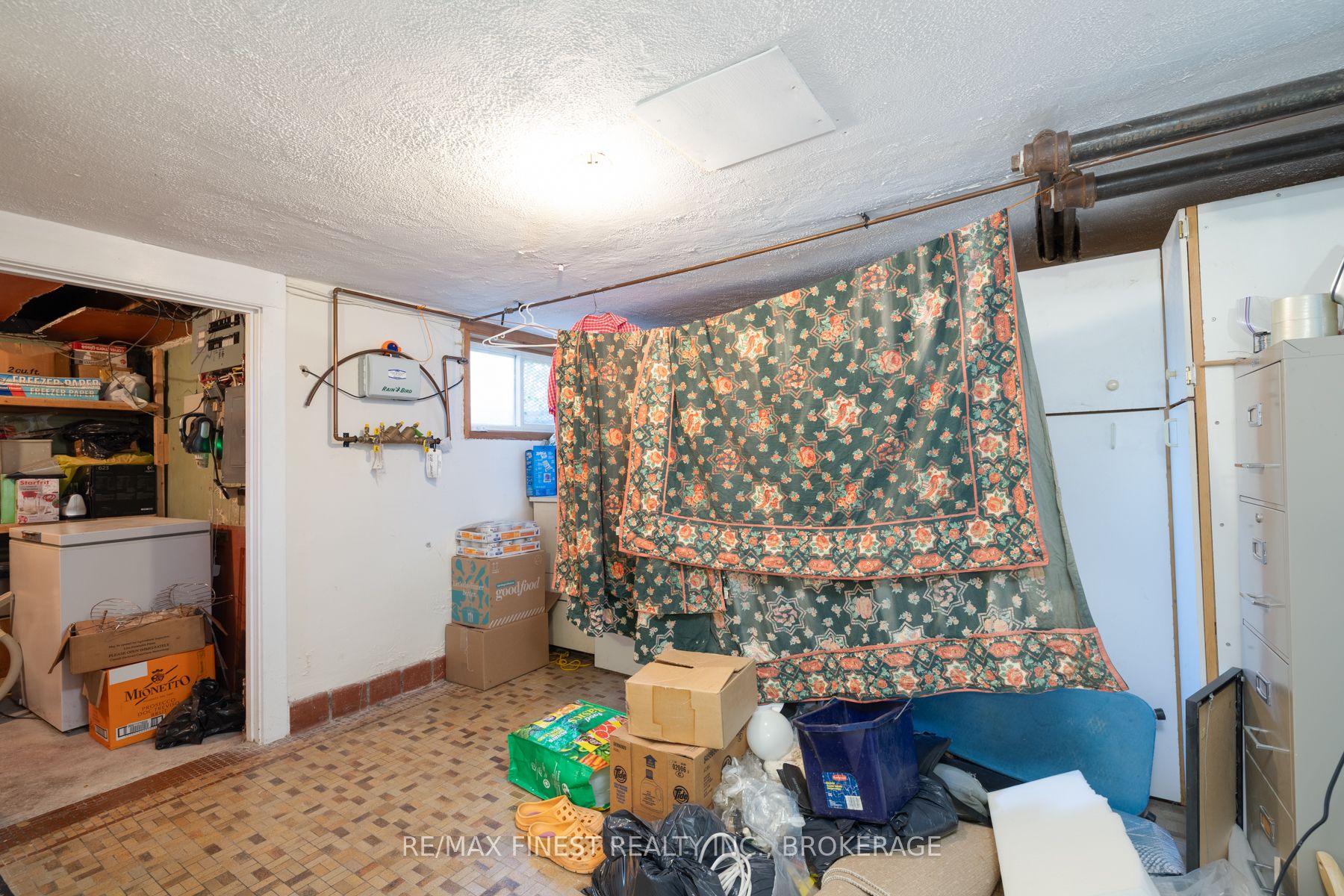 180 King Street, Kingston, ON K7L 3A2