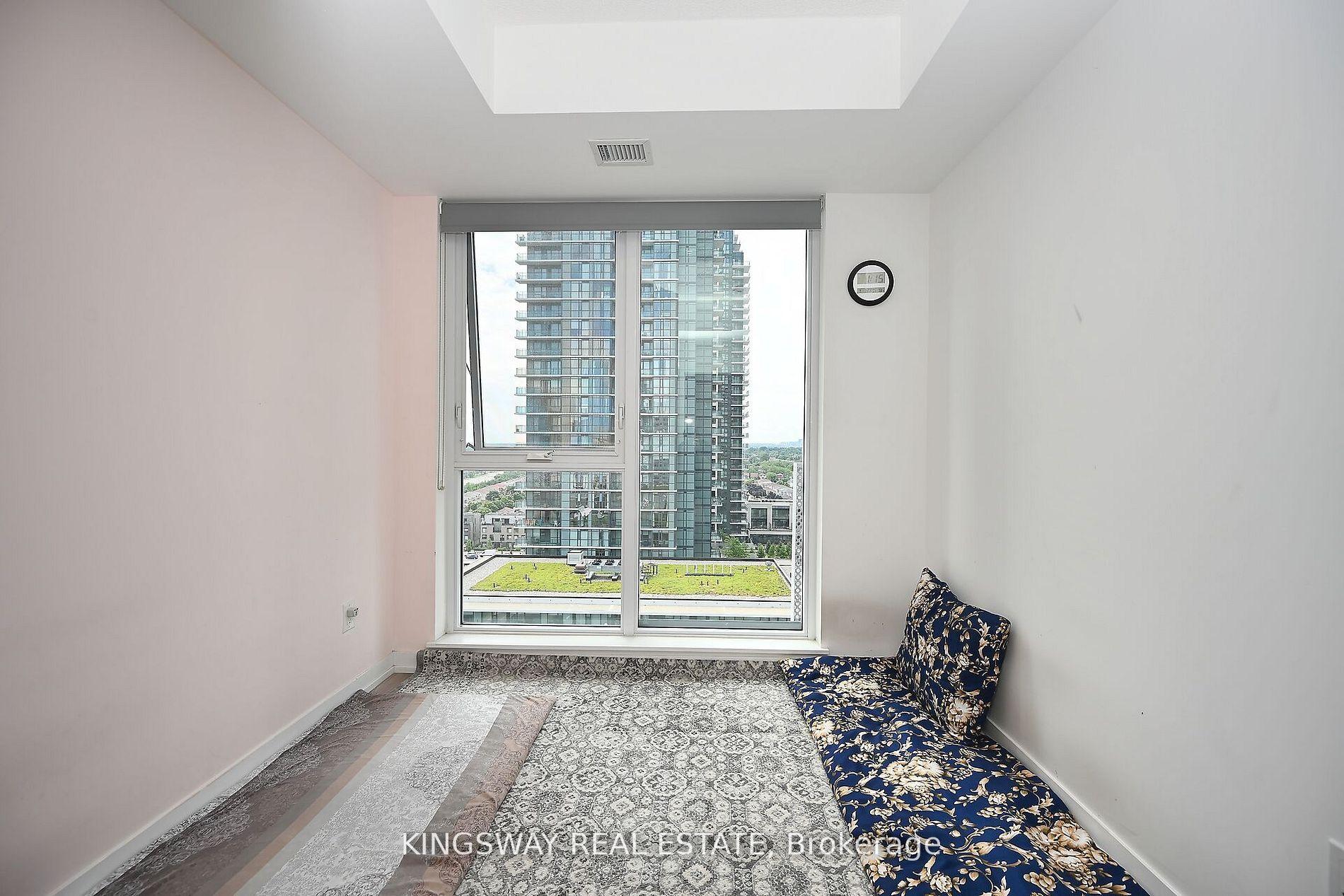 2 Bedrooms Condo at 4065 Confederation, Mississauga For sale