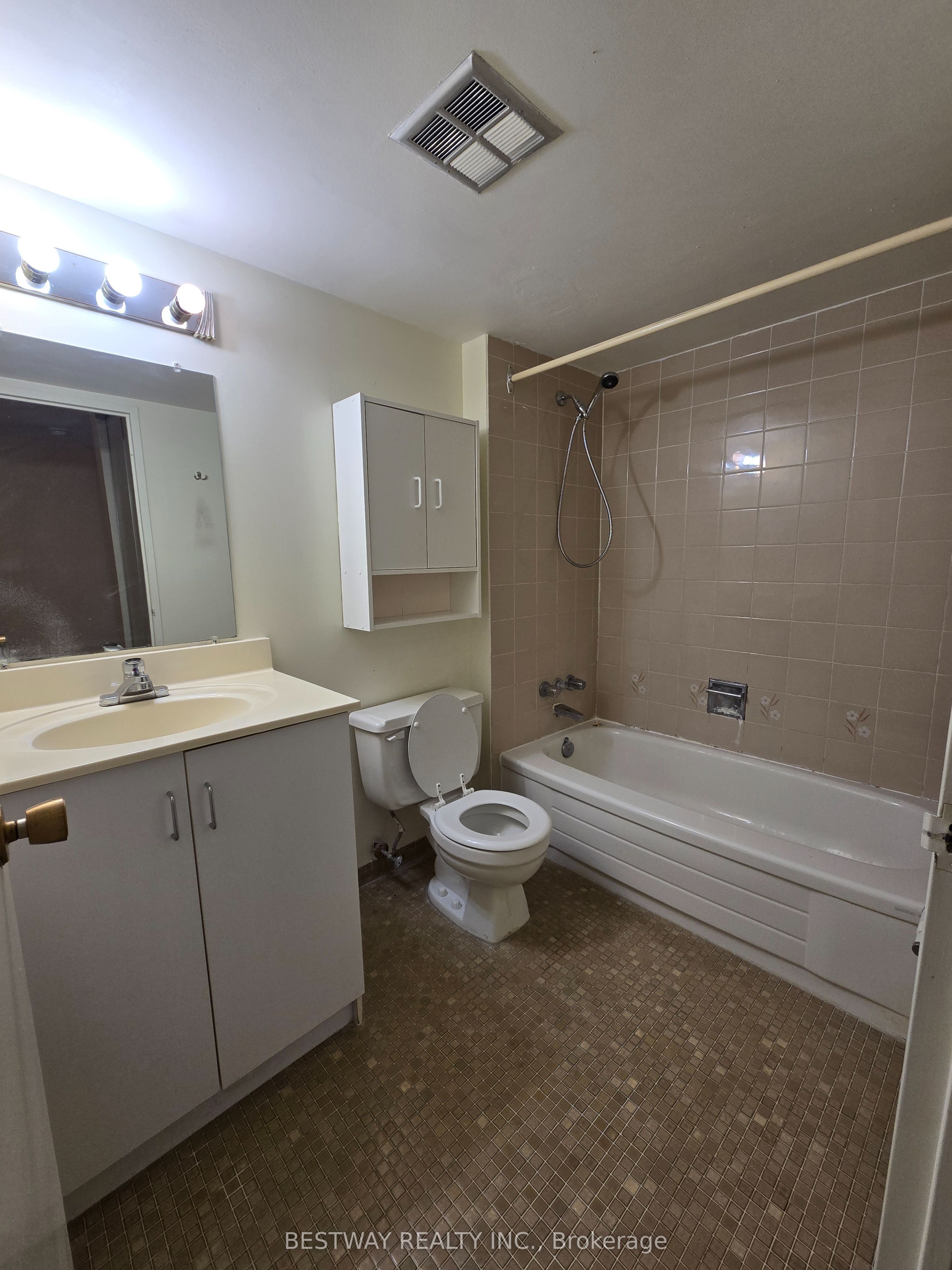 75 Bamburgh Circle, #928