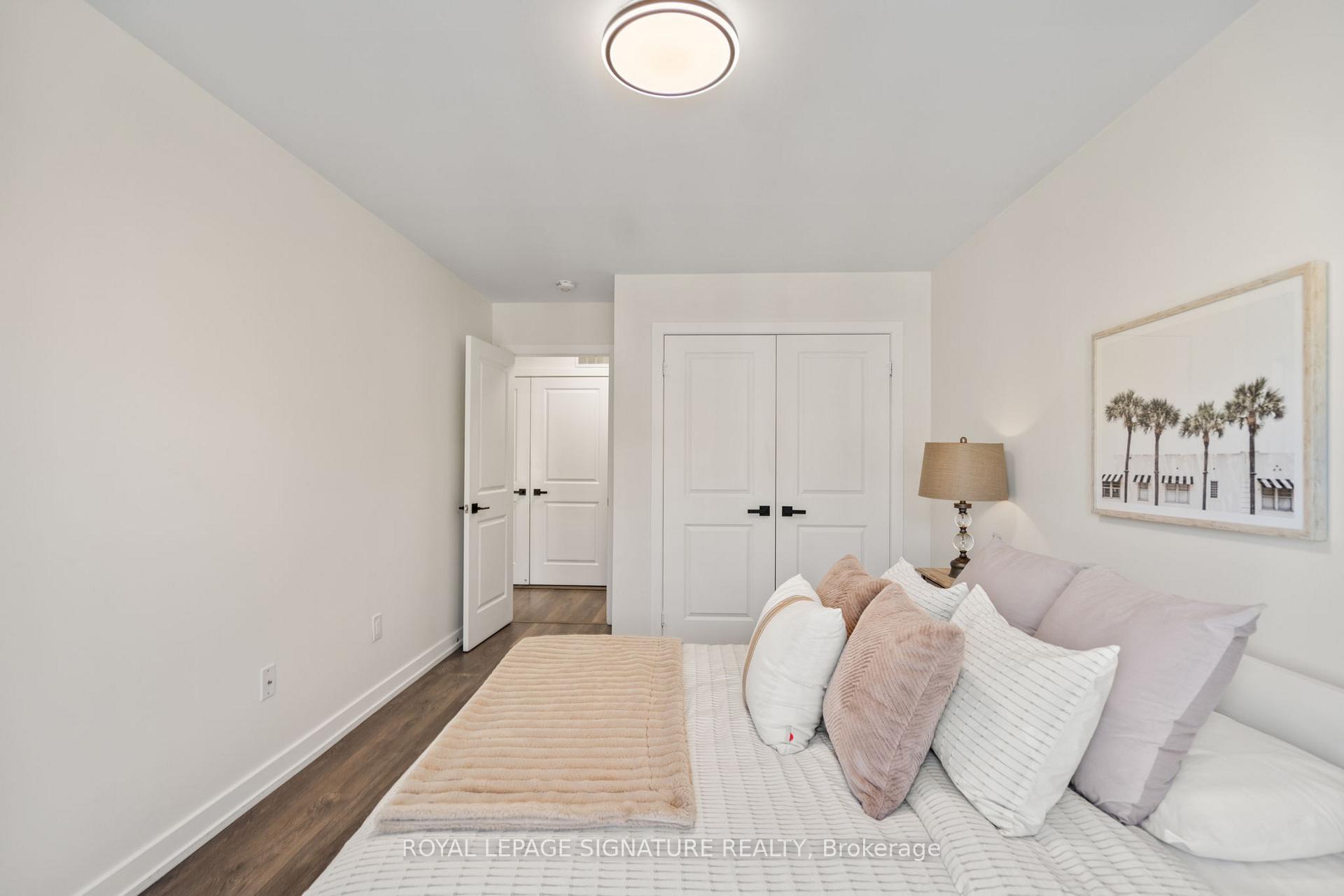 2 Bedrooms Condo at 60 Parrotta, Toronto For sale
