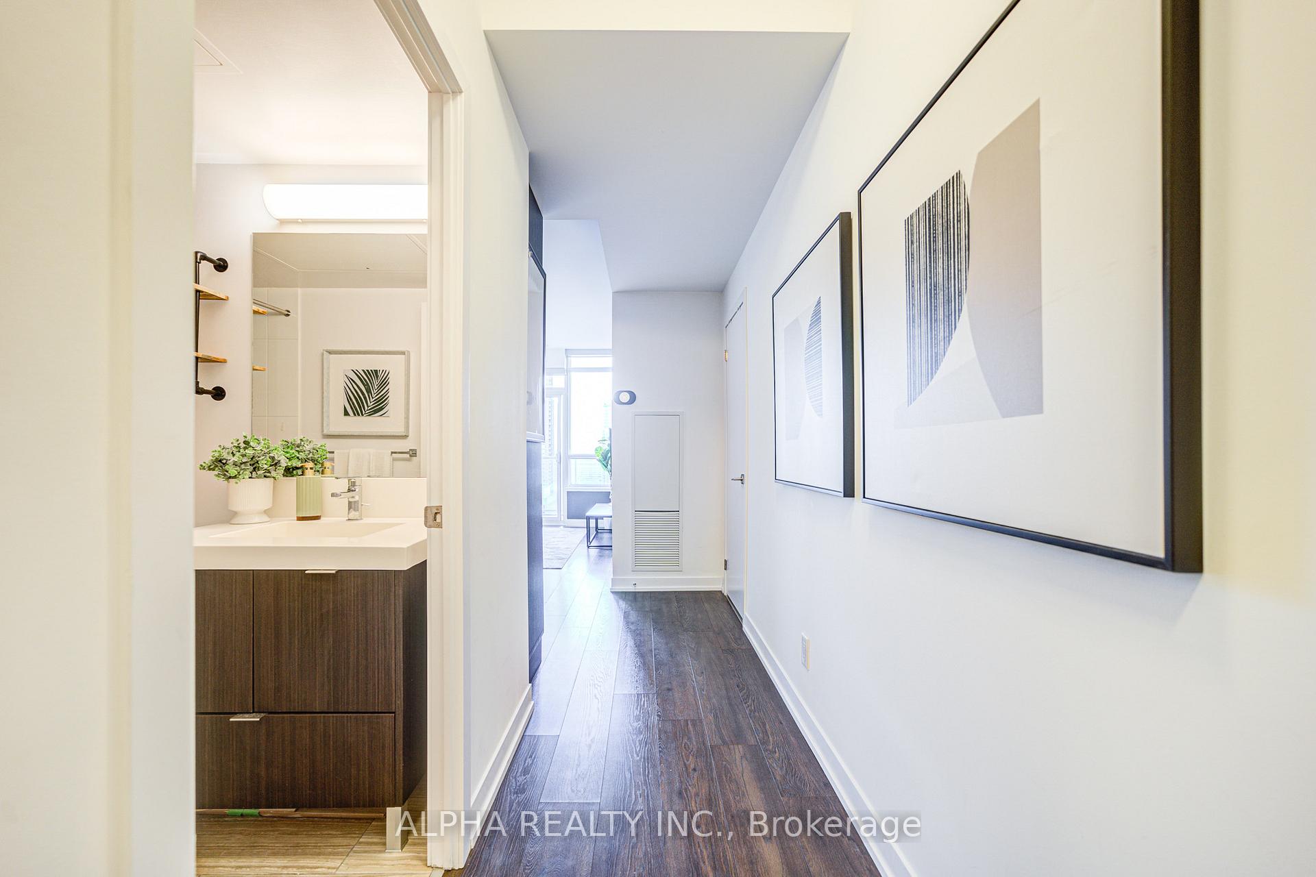 1 Bedroom Condo at 365 Church, Toronto For sale