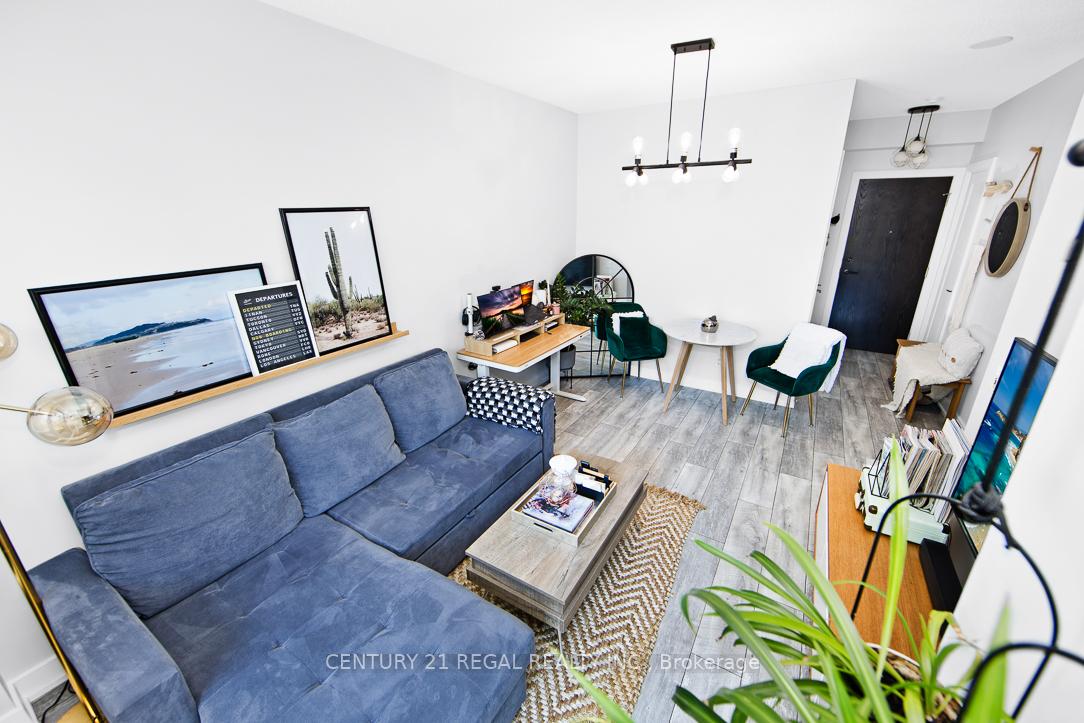 1 Bedroom Condo at 120 Homewood, Toronto For sale