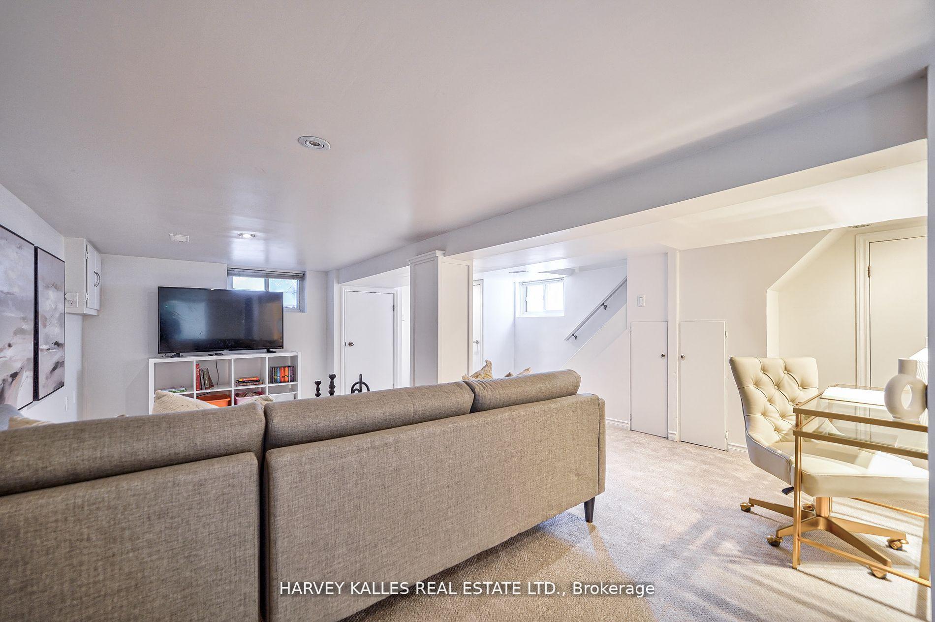 106 Gloucester Grove