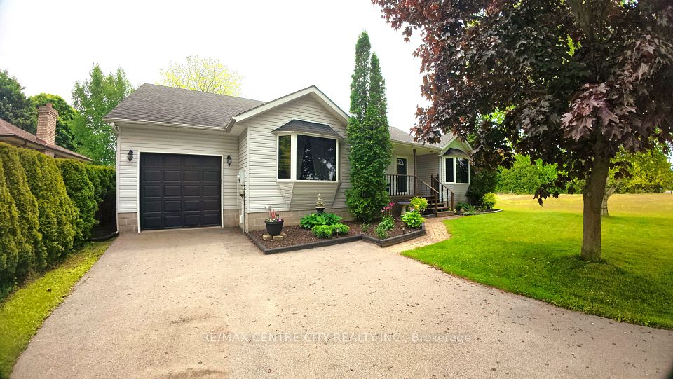 212 QUEEN Street, West Elgin, ON N0L 2C0