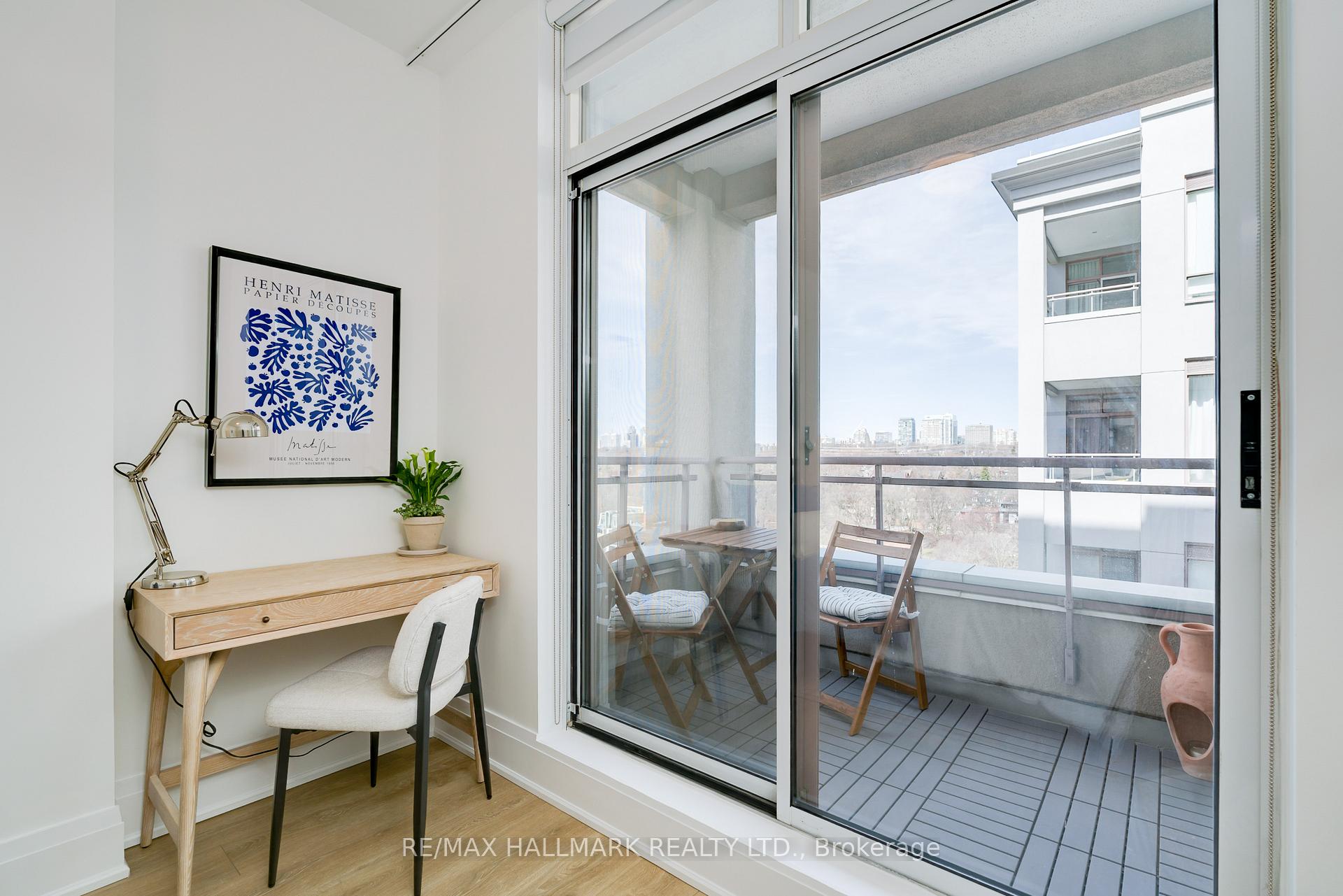 1 Bedroom Condo at 980 Yonge, Toronto For sale