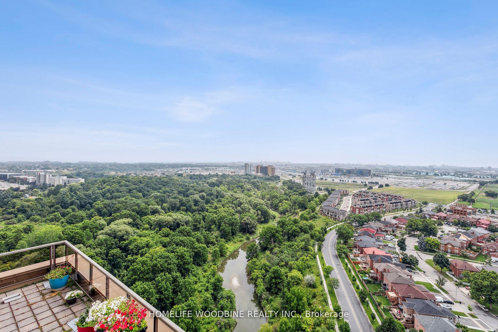 4 Bedrooms Condo at 700 Humberwood,  Toronto For sale