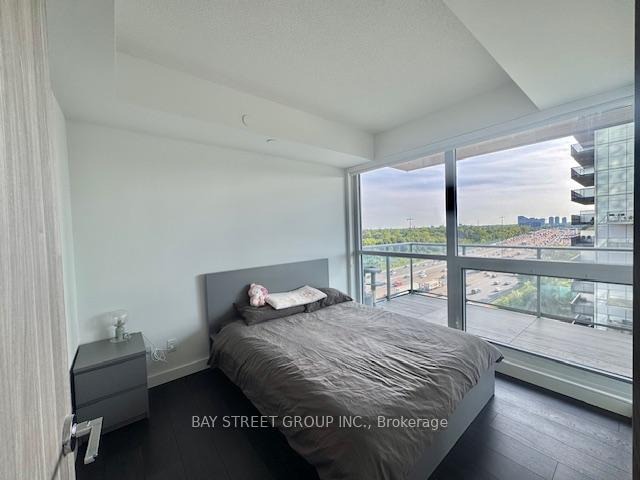 2 Bedrooms Condo at 27 McMahon, Toronto For sale