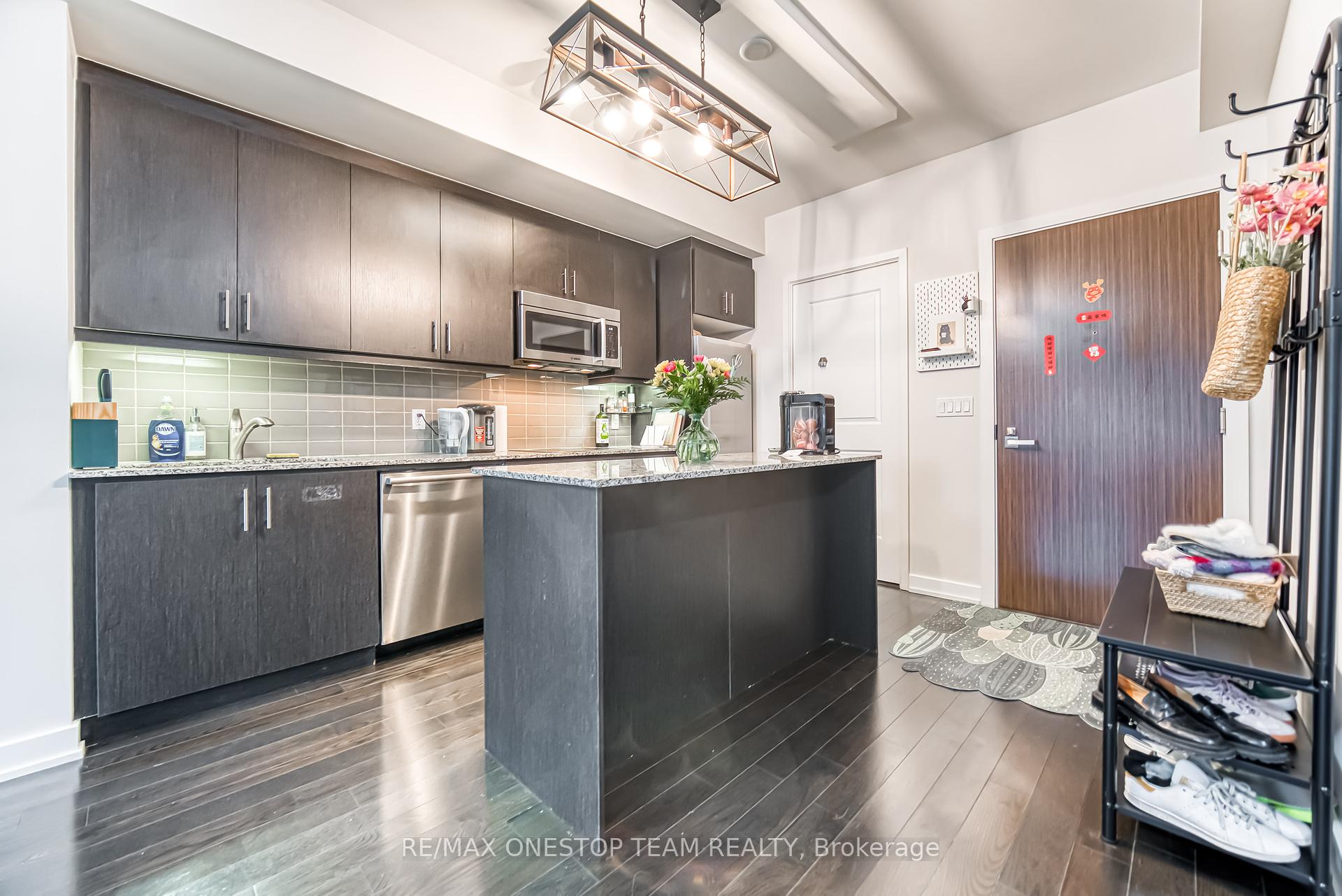 2 Bedrooms Co-op at 1 The Esplanade, Toronto For sale