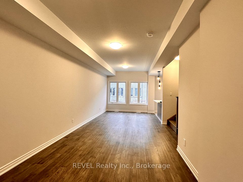 104 Renfrew Trail, Welland, ON L3C 0K2