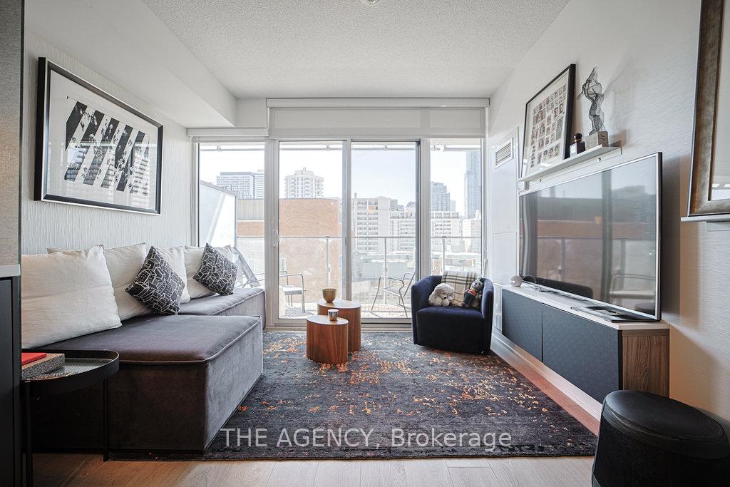 1 Bedroom Condo at 50 Wellesley, Toronto For sale