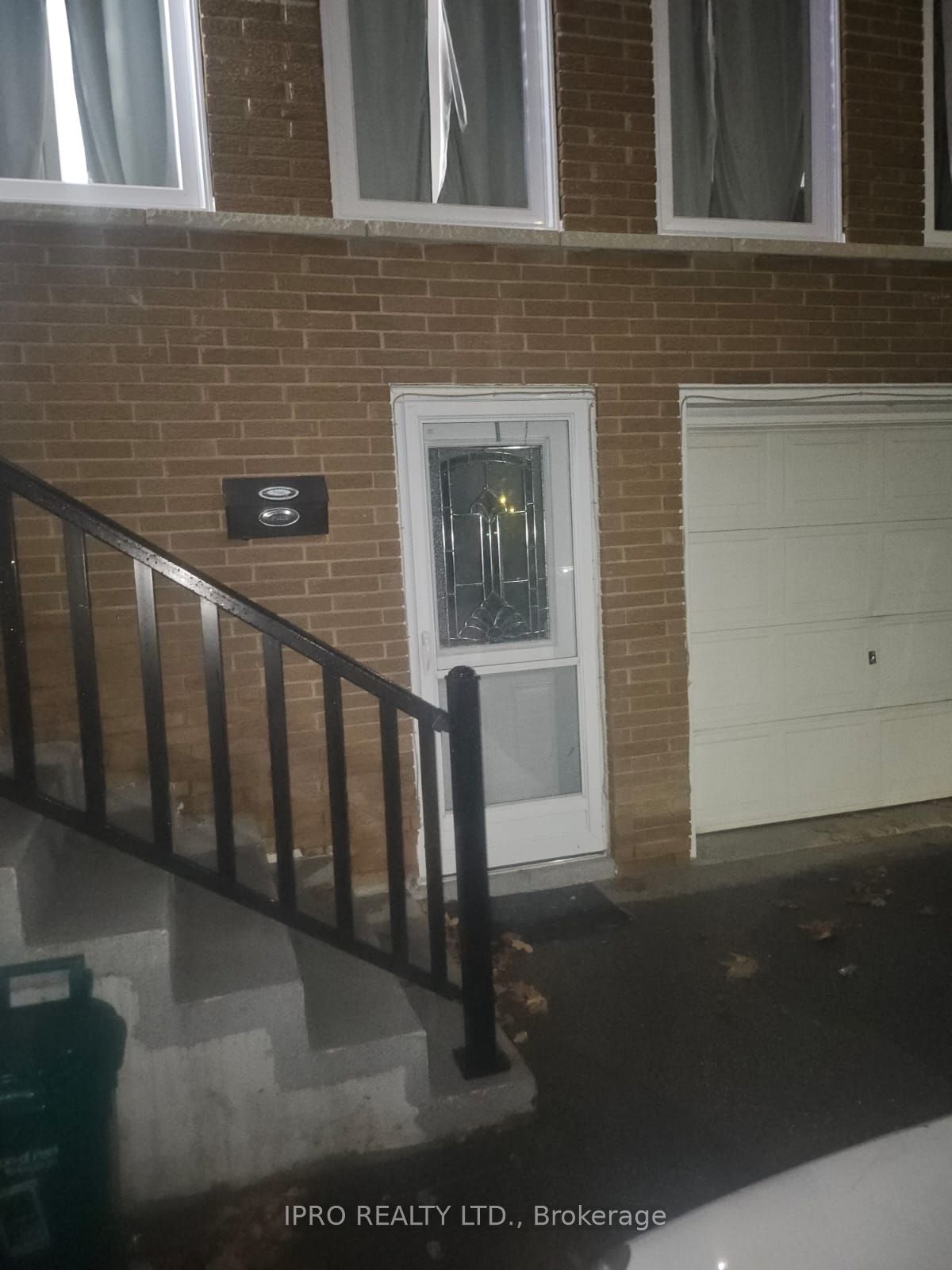 2435 Callum Avenue, #Lower