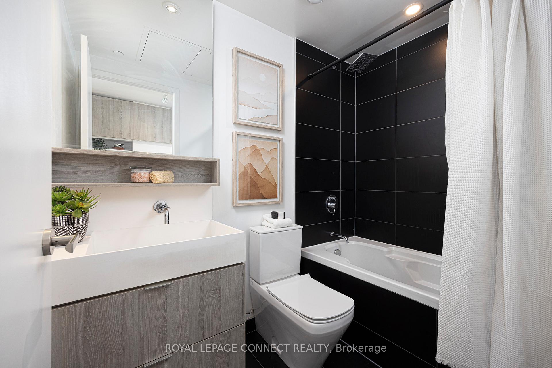 1 Bedroom Condo at 5 Soudan, Toronto For sale