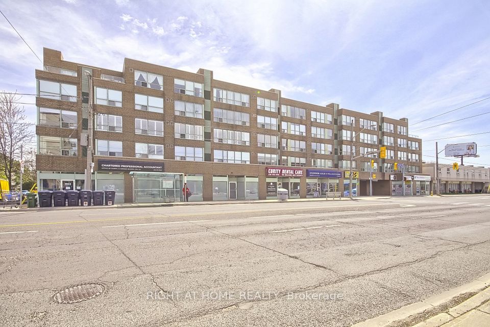 #Ph7 - 955 O'connor Drive, Toronto, ON M4B 2S7