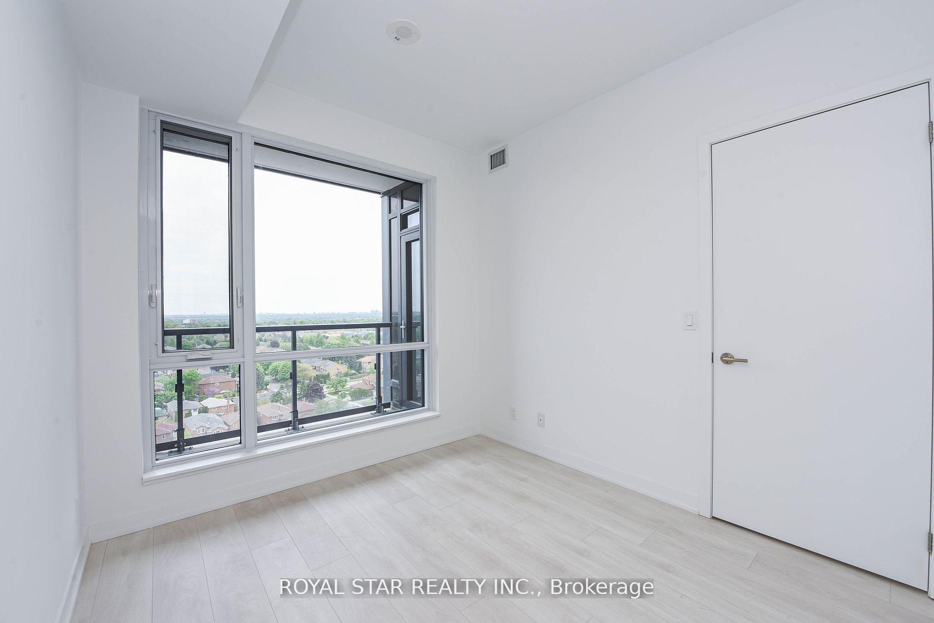 2 Bedrooms Condo at 7950 Bathurst, Vaughan For sale