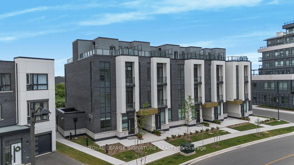2 Bedrooms Condo at 3025 Trailside, Oakville For sale