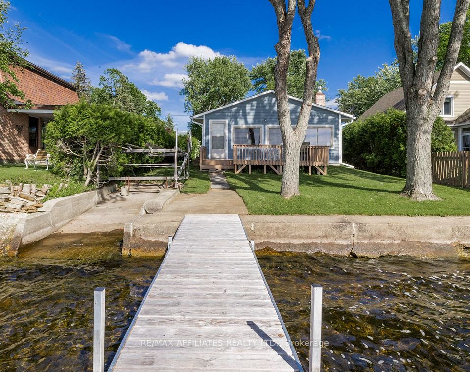 112 AVENUE 4A