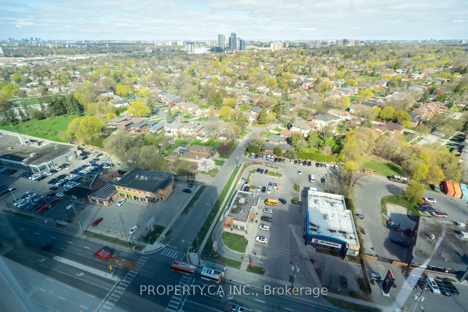 2 Bedrooms Condo at 30 Samuel Wood,  Toronto For sale