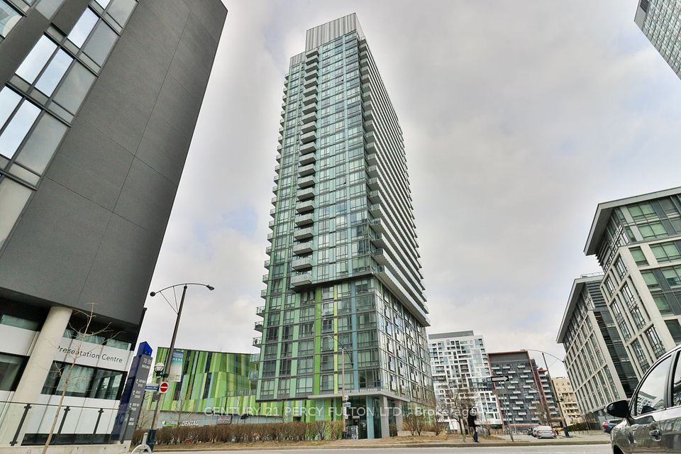 170 Fort York Boulevard