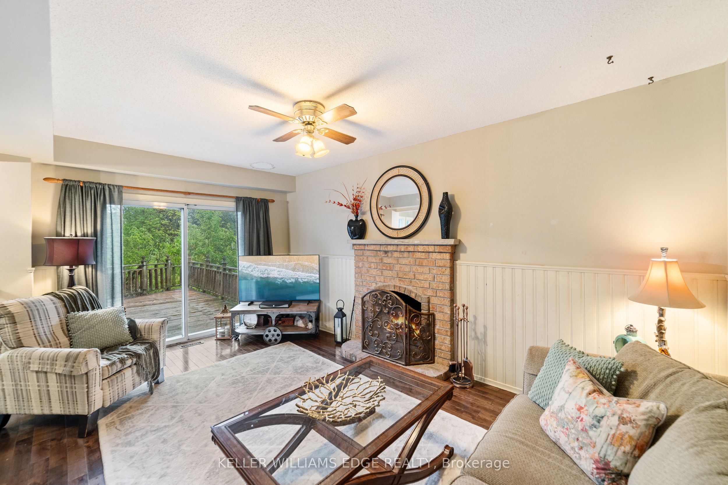 2095 Fallingbrook Court