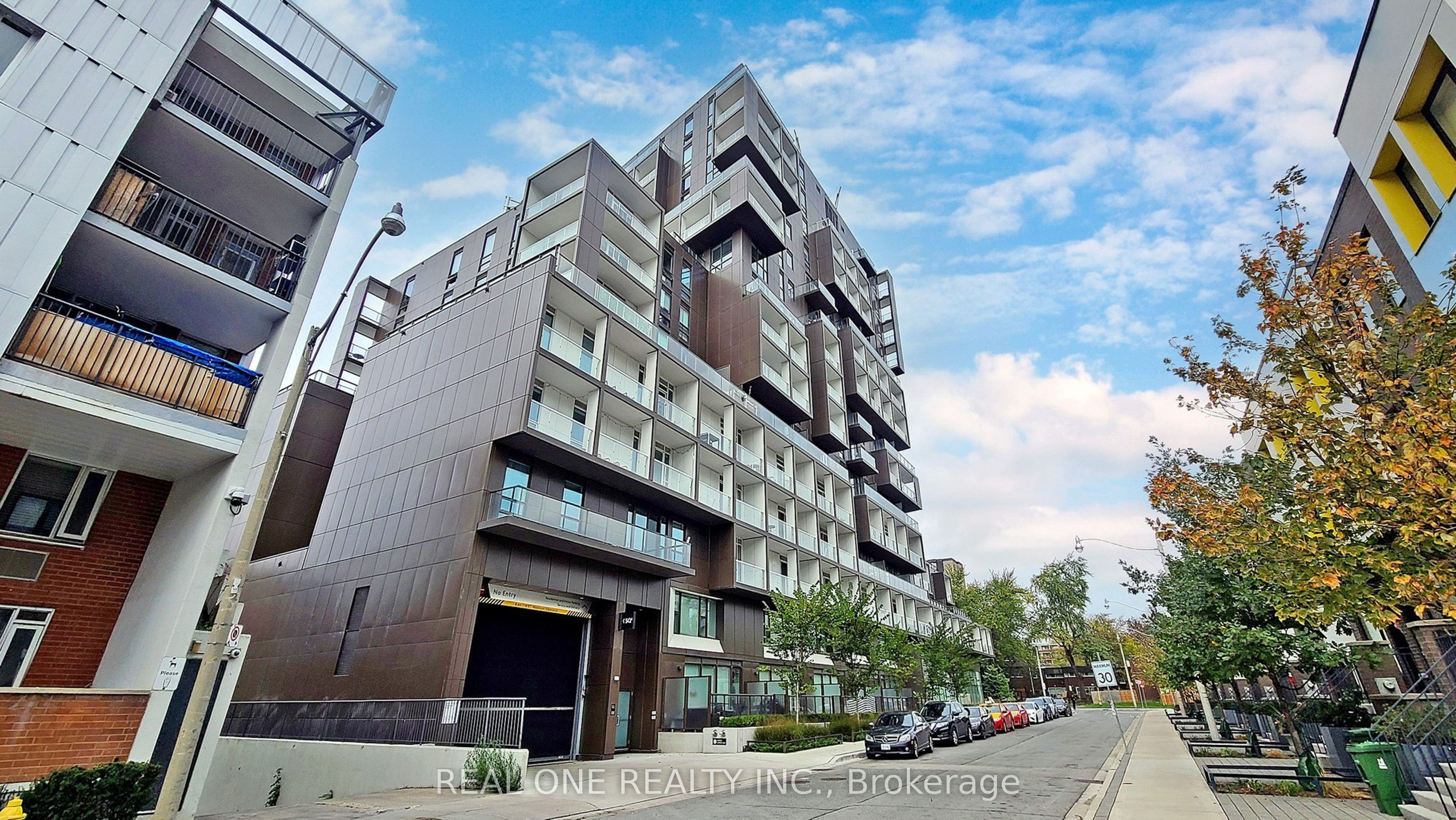 80 Vanauley Street, #303