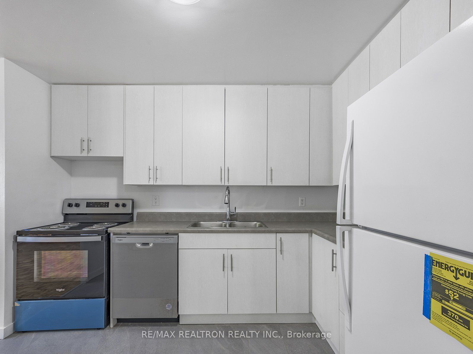 5 Glamorgan Avenue, #1005