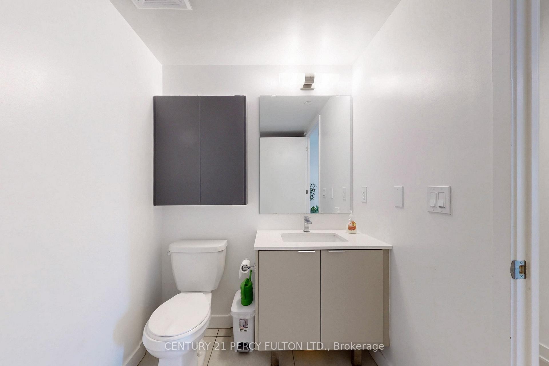3 Bedrooms Condo at 8 Tippett, Toronto For sale