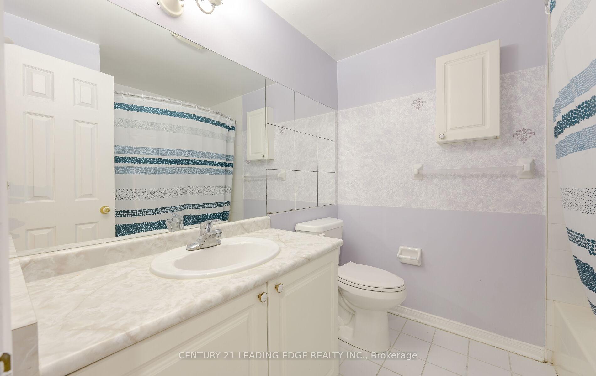 5 Bedrooms Condo at 28 Livingston, Toronto For sale