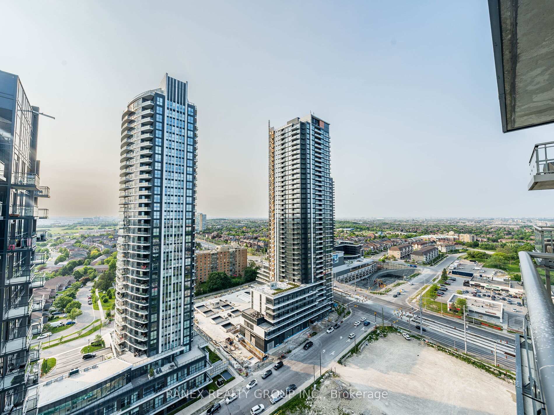 2 Bedrooms Condo at 5025 Four Springs, Mississauga For sale