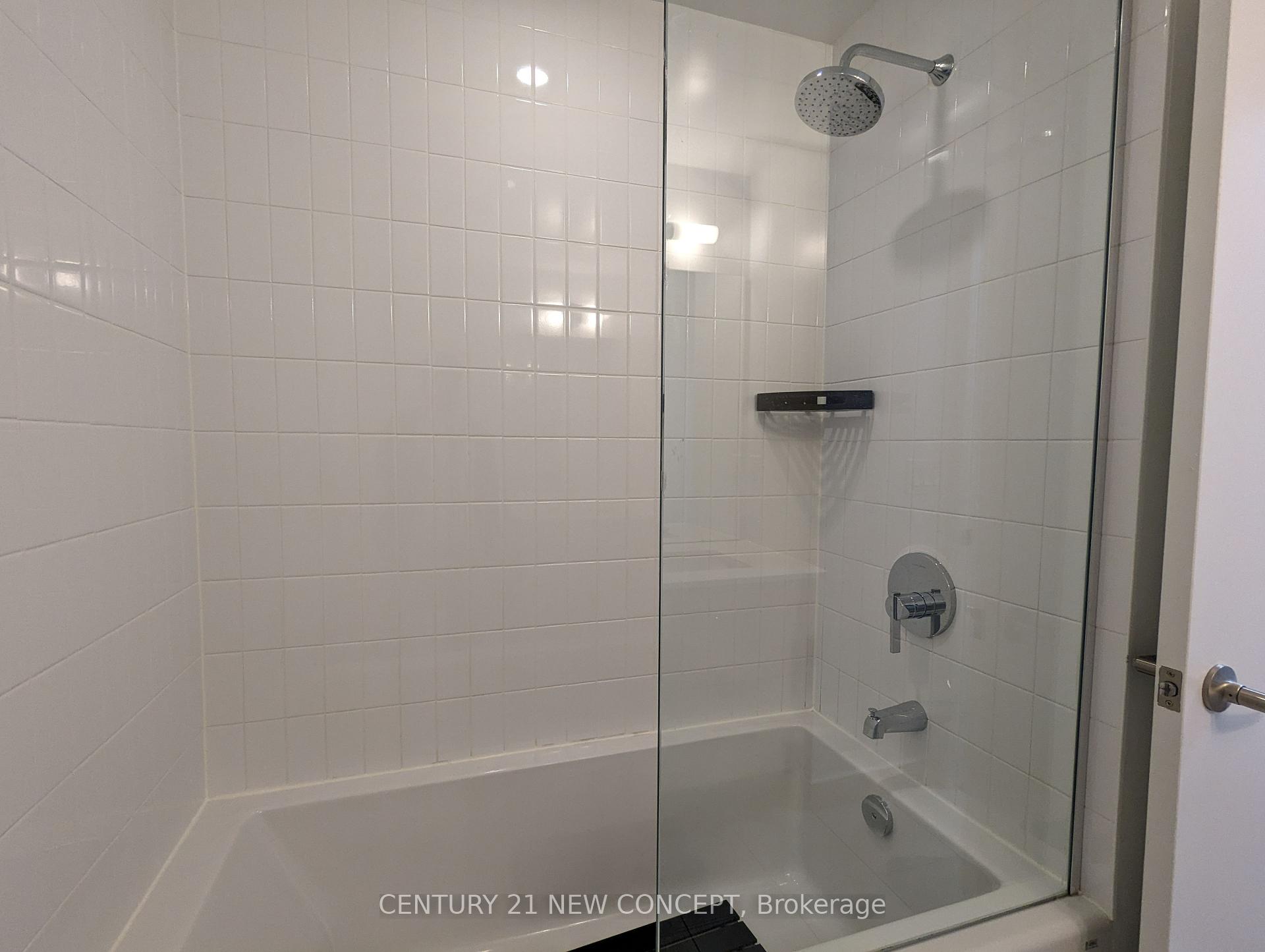 1 Bedroom Condo at 210 Simcoe,  Toronto For sale