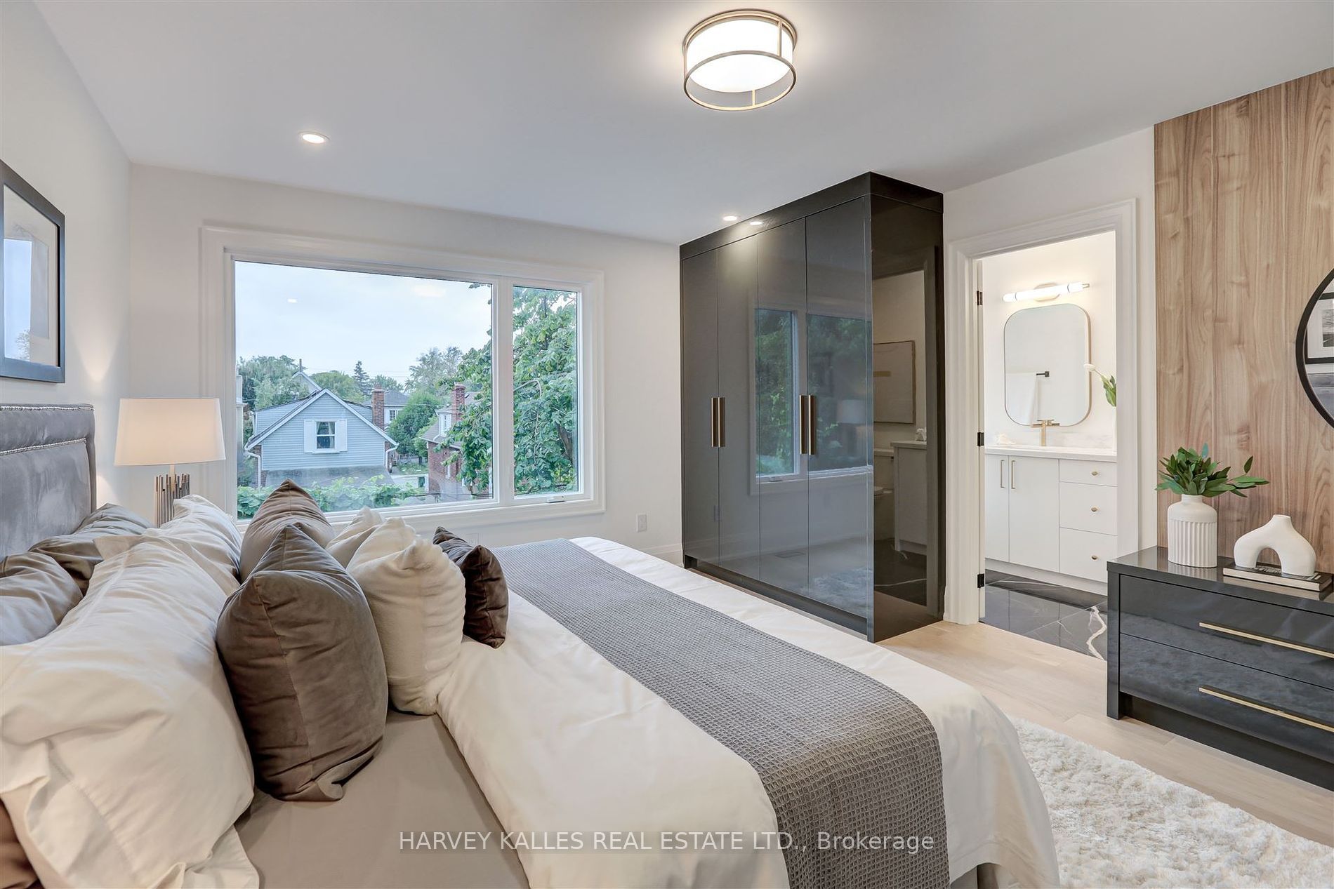 7B Bracebridge Avenue