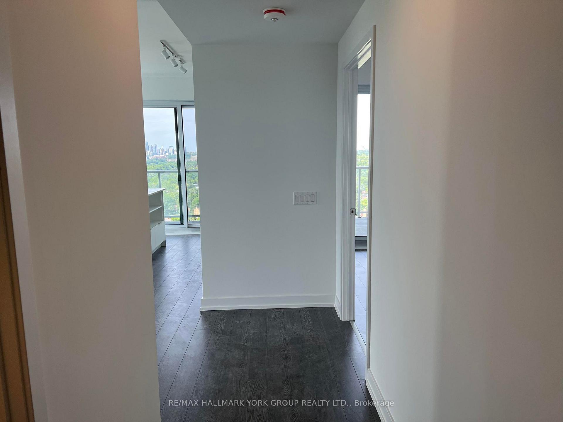 3 Bedrooms Condo at 20 O’Neill, Toronto For sale