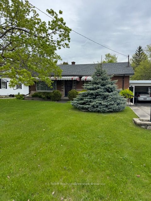 24 Main St. S.