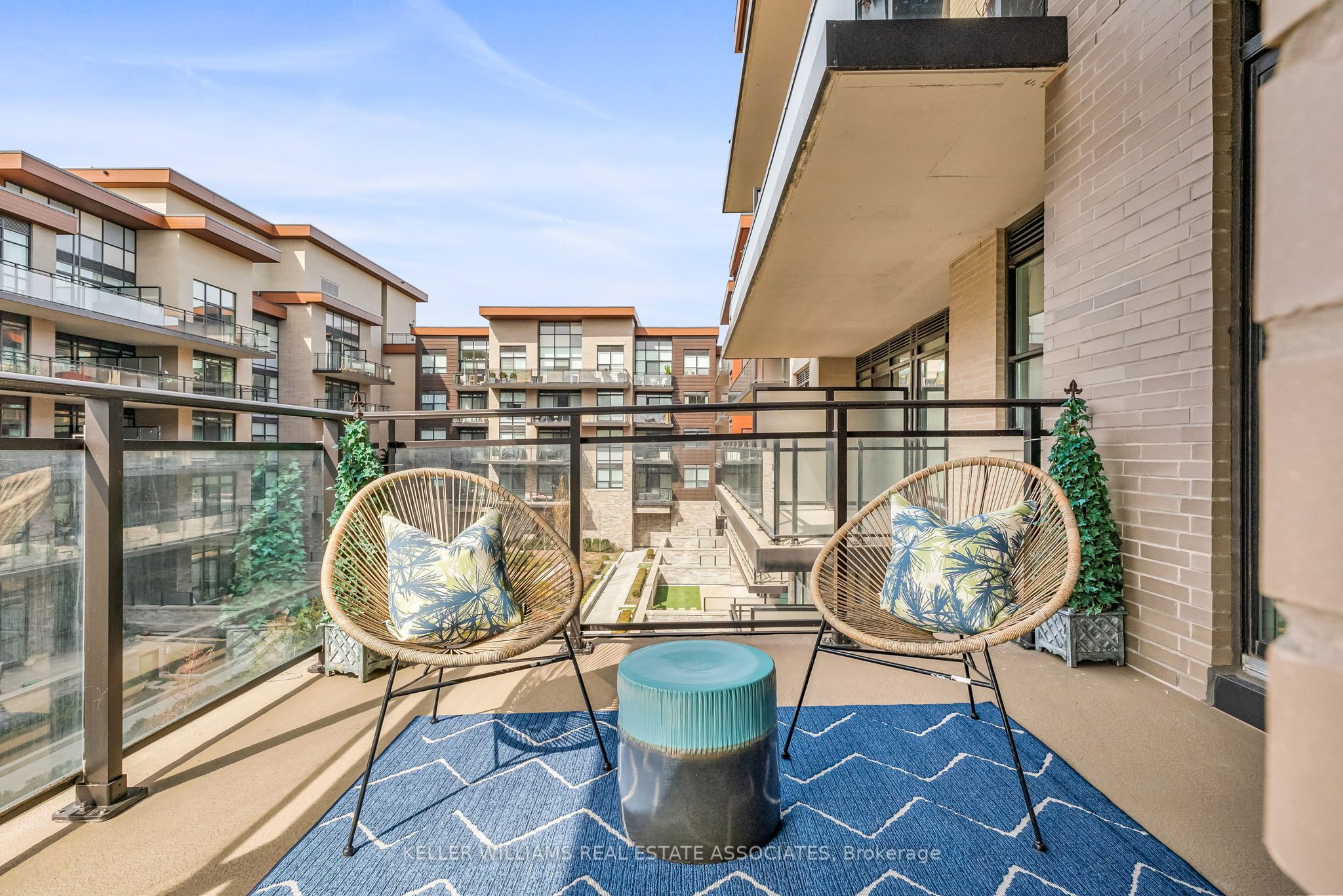 1575 Lakeshore Road W, #231