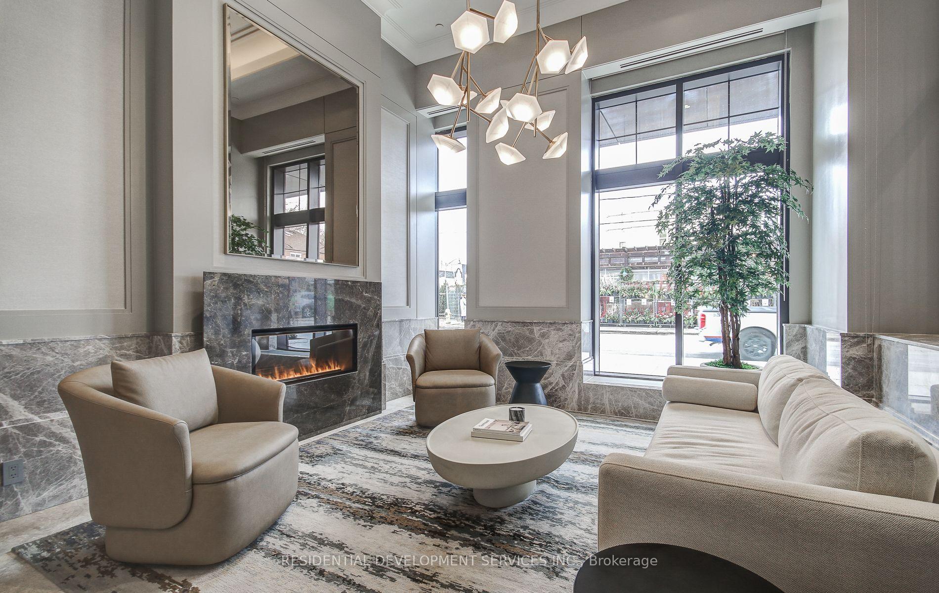 2 Bedrooms Condo at 1 Strathgowan, Toronto For sale