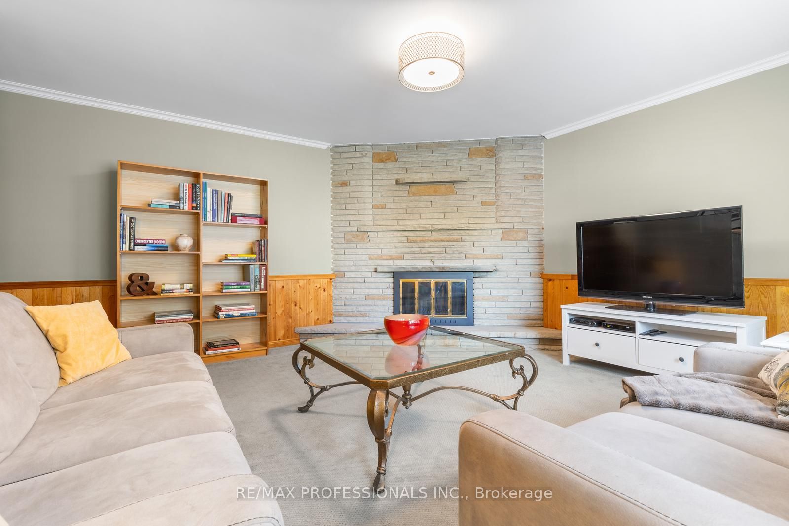15 Warrender Avenue