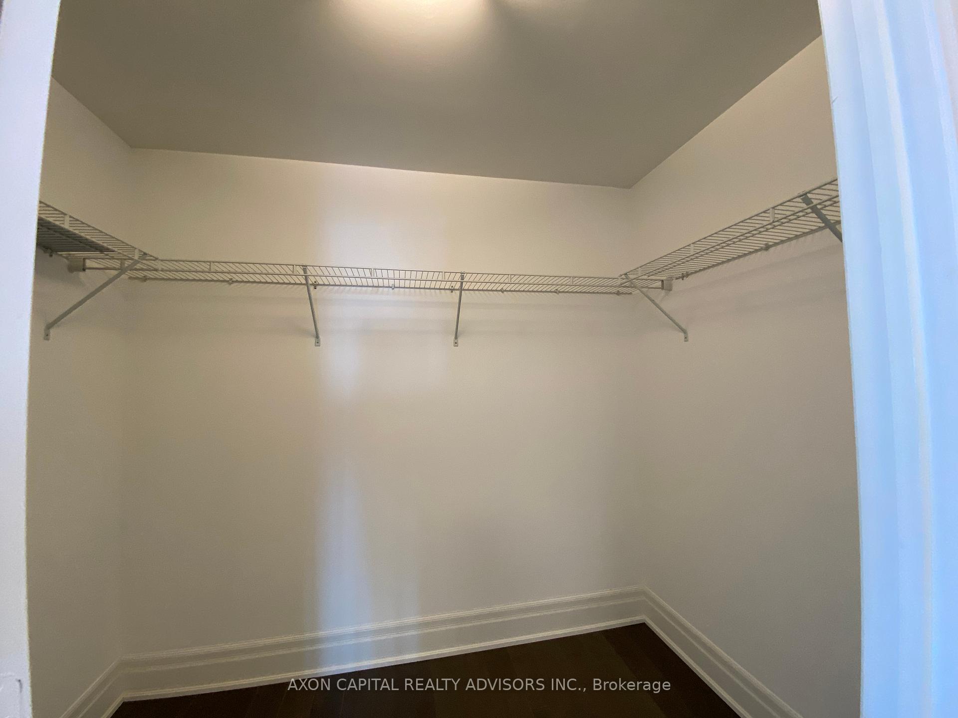 3 Bedrooms Condo at 8 The Esplanade, Toronto For sale