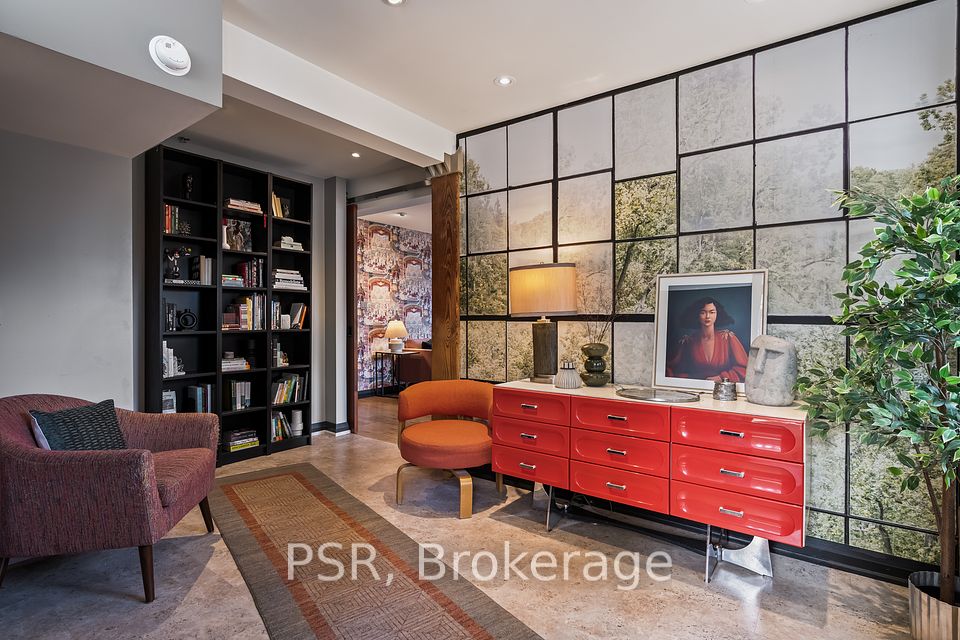 #L1 - 1 Columbus Avenue, Toronto, ON M6R 1S1