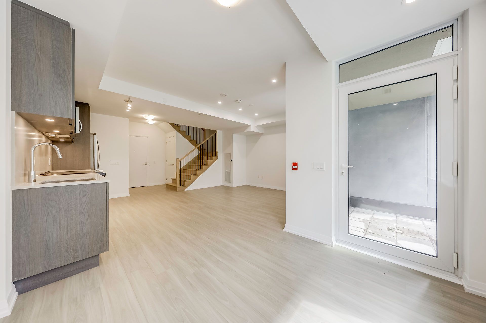 50 Dunfield Avenue TH116