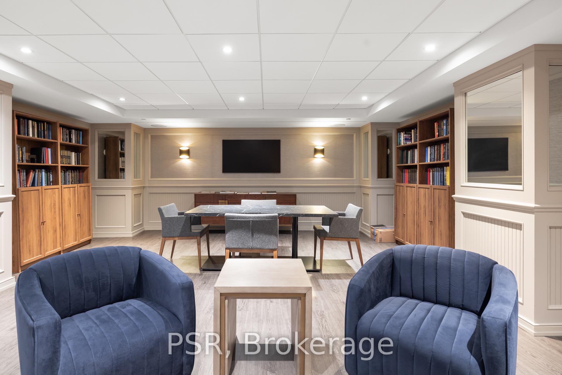 2 Bedrooms Condo at 30 Wellington, Toronto For sale