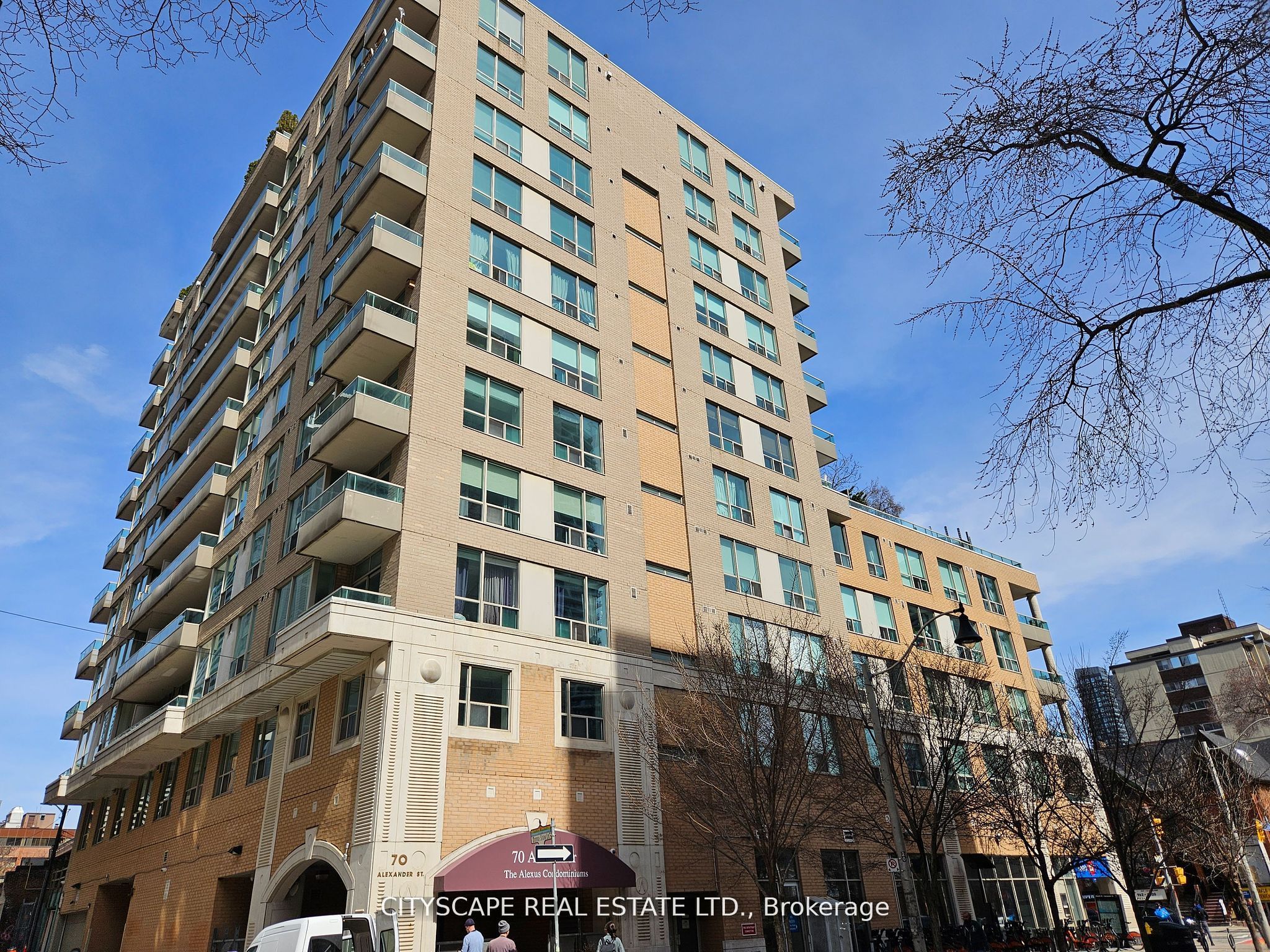 70 Alexander Street, #802
