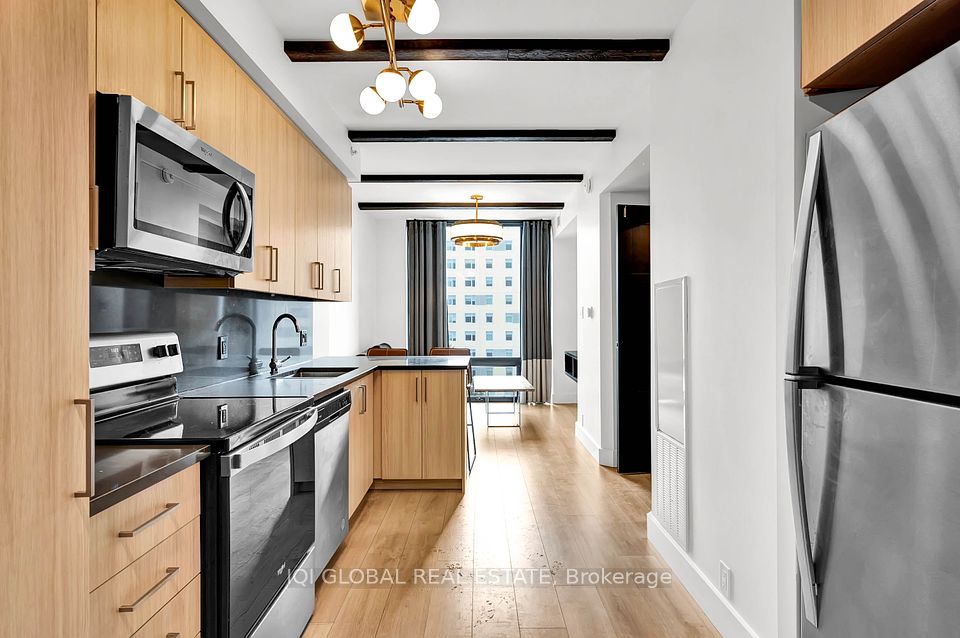 145 Columbia