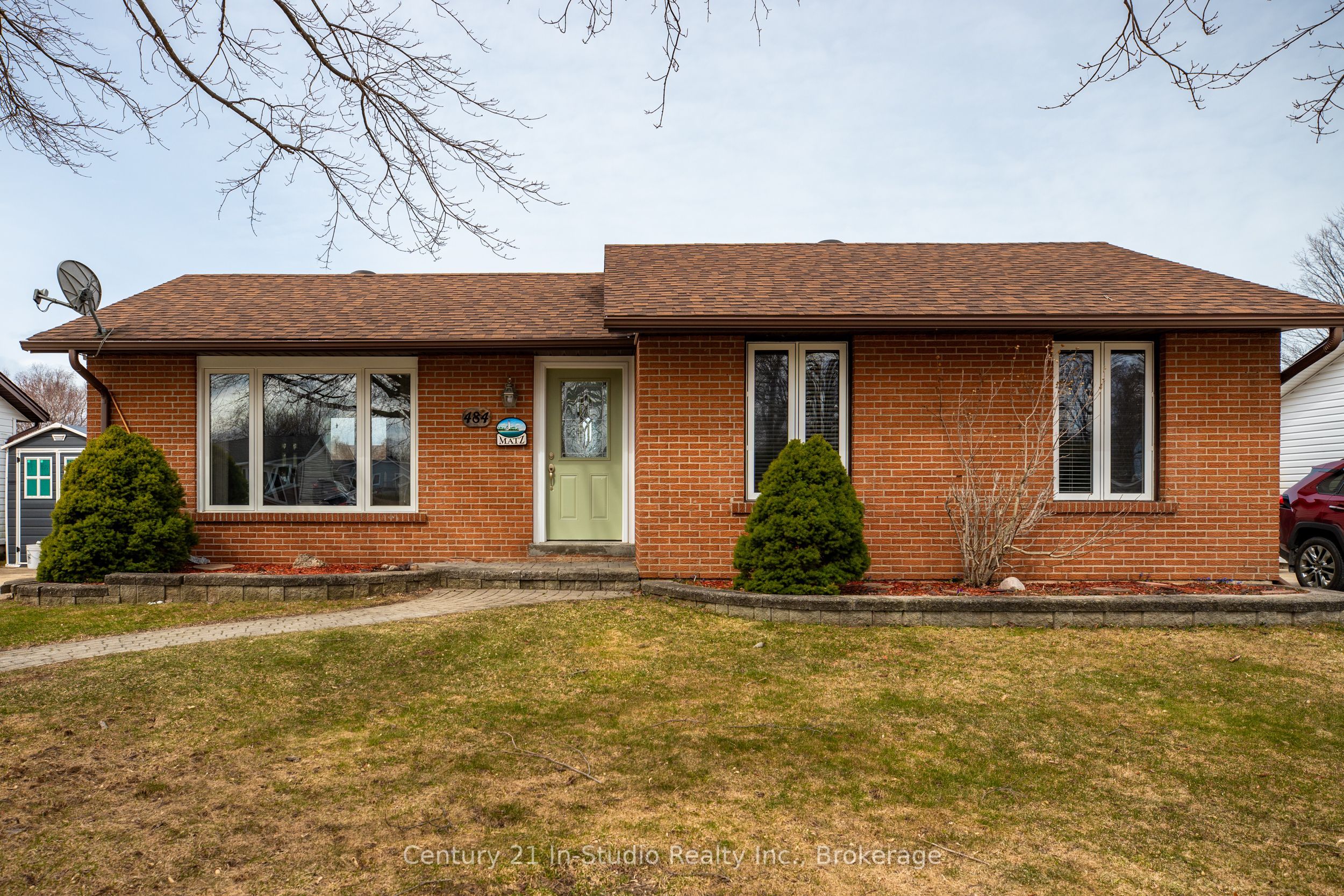 484 Wales Drive, Saugeen Shores, ON N0H 2C1